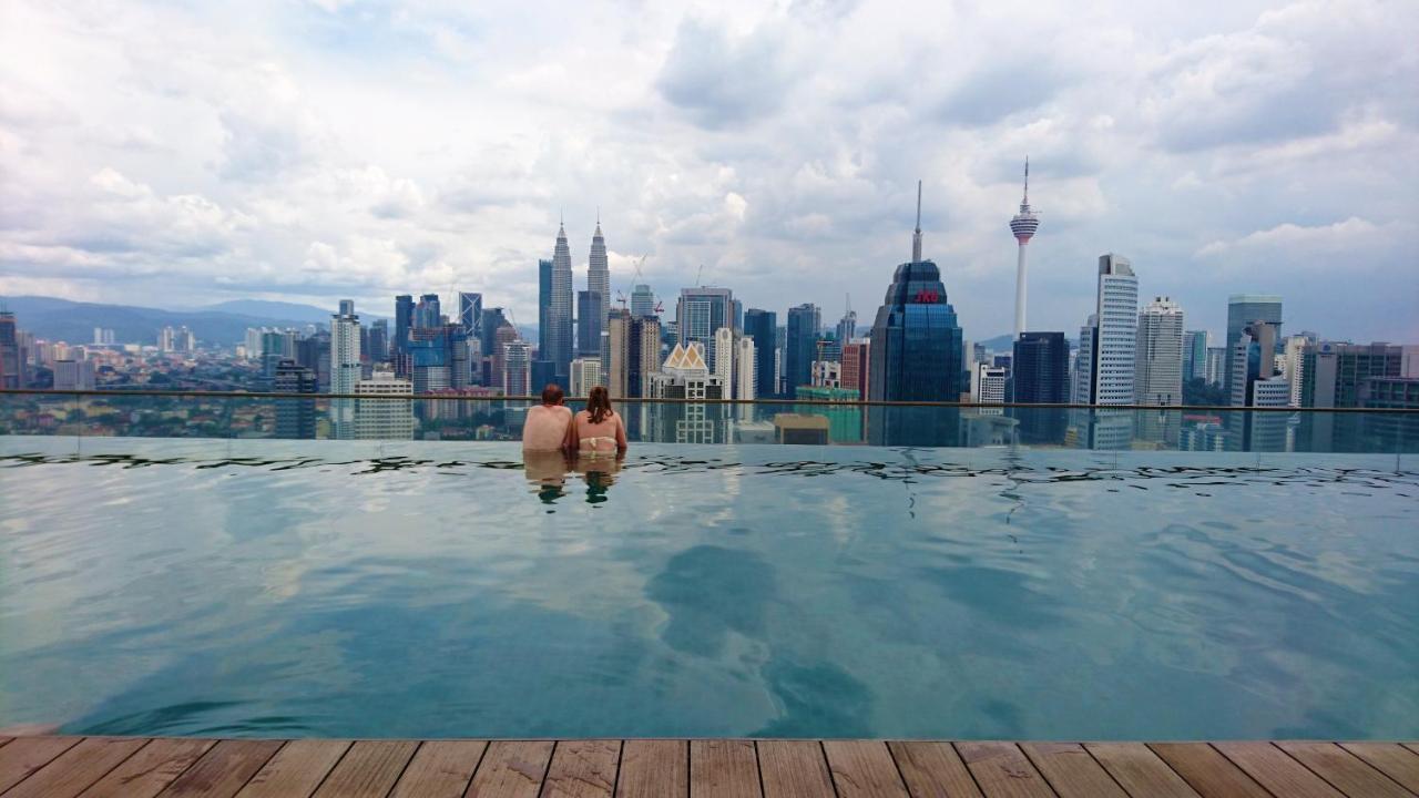 Klcc Regalia Suites Infinity Pool Kuala Lumpur Extérieur photo