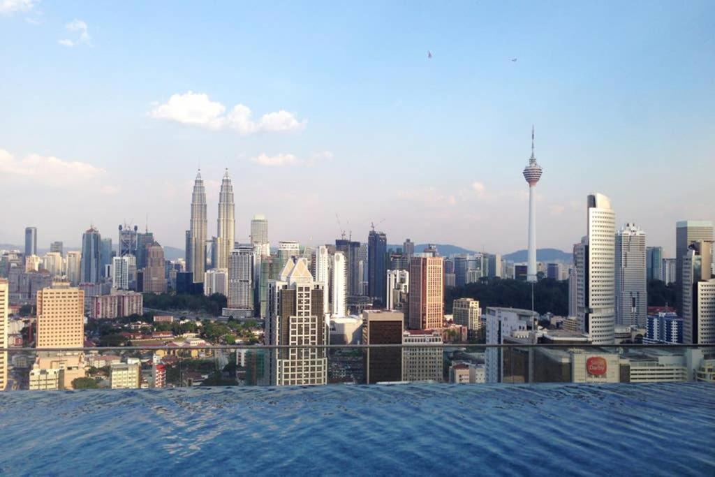 Klcc Regalia Suites Infinity Pool Kuala Lumpur Extérieur photo